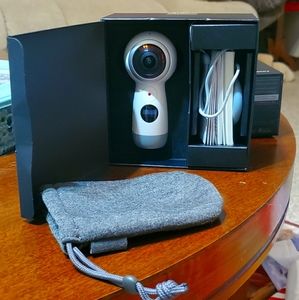 Samsung Gear 360 Camera